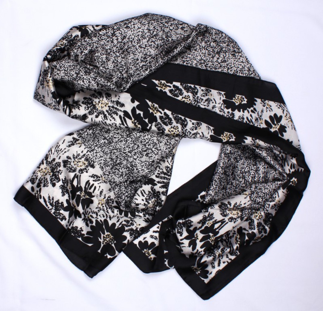 Alice & Lily floral  silky look  scarf black Style : SC/5038BLK image 0